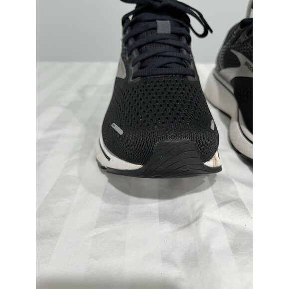 Brooks Ghost 14 Black and White Athletic Shoes 7.5 Wide - Picture 5 of 14